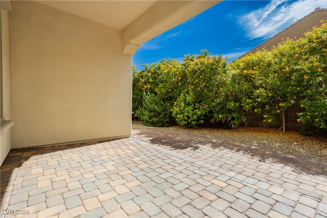 3455 Tarbena Drive