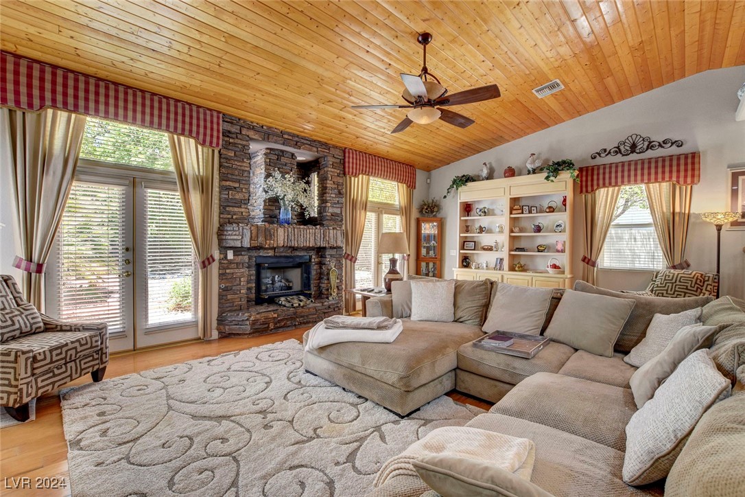 7621 Pleasant Colony Court