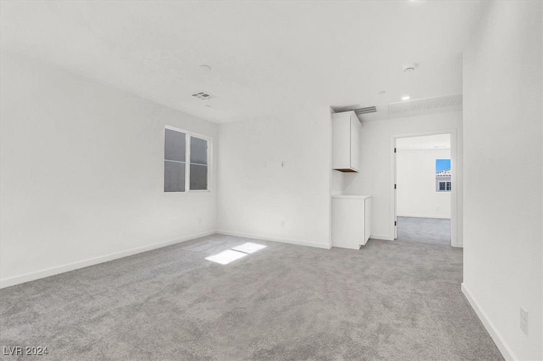 892 Moncure Street