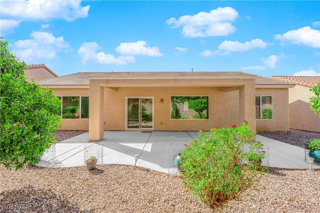 2132 Waterton Rivers Drive