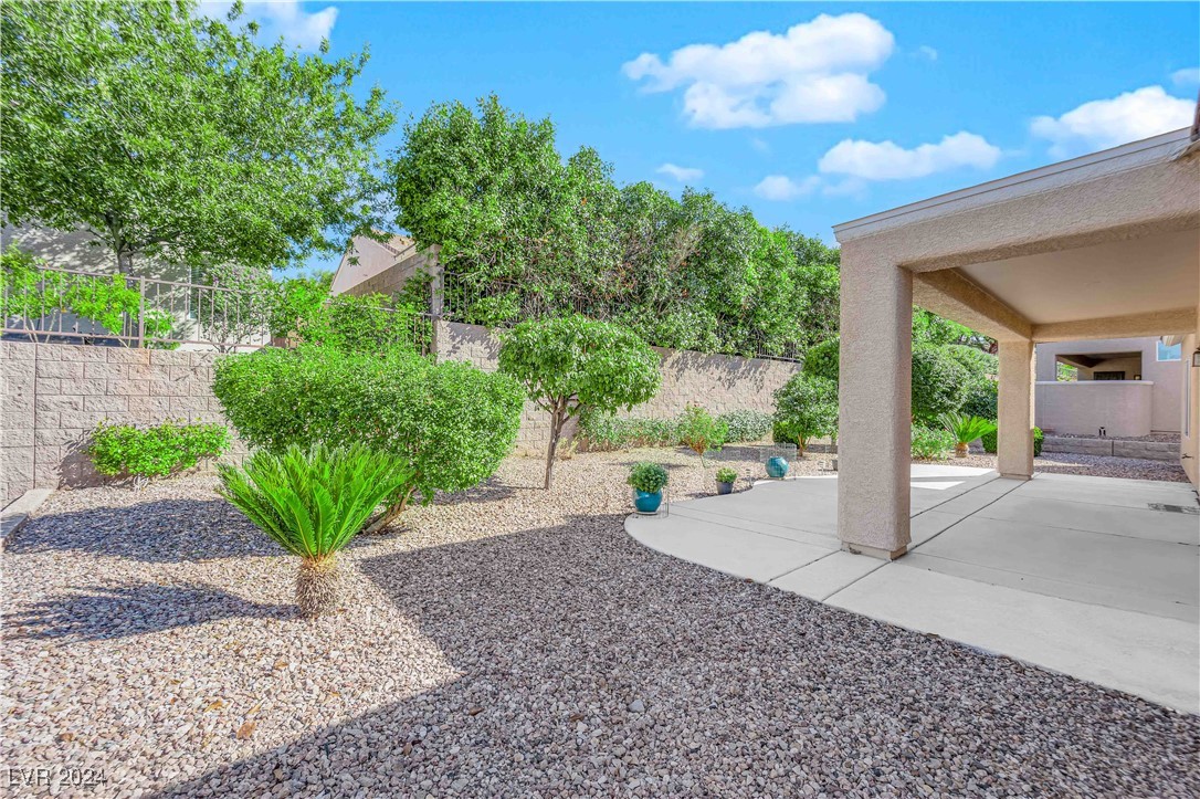 2132 Waterton Rivers Drive