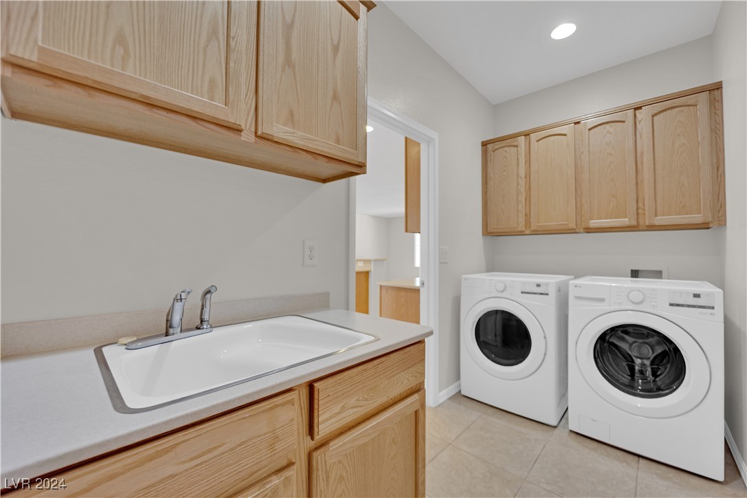 2132 Waterton Rivers Drive