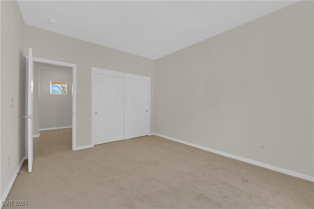 2132 Waterton Rivers Drive