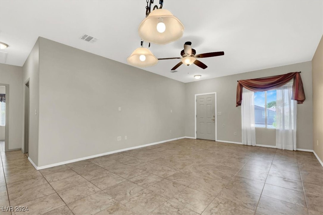 1914 High Mesa Drive