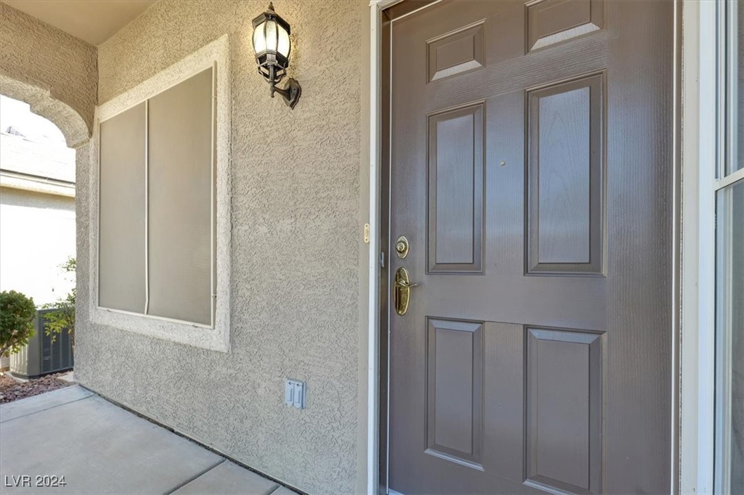 1914 High Mesa Drive