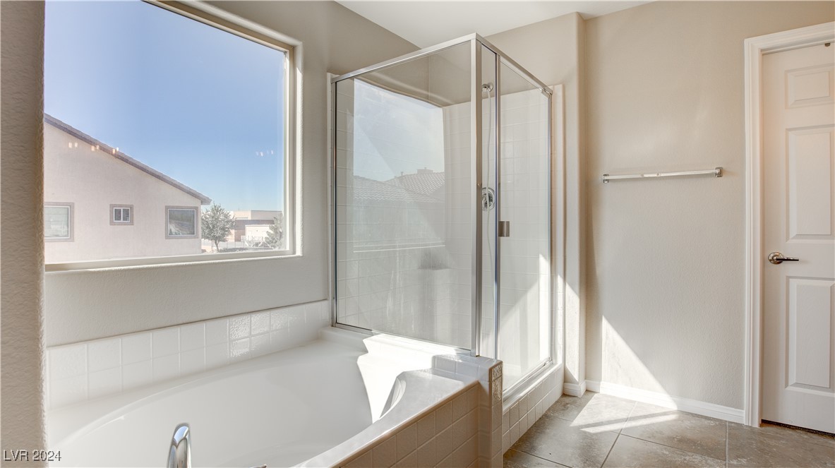 3905 Eagle Glacier Avenue