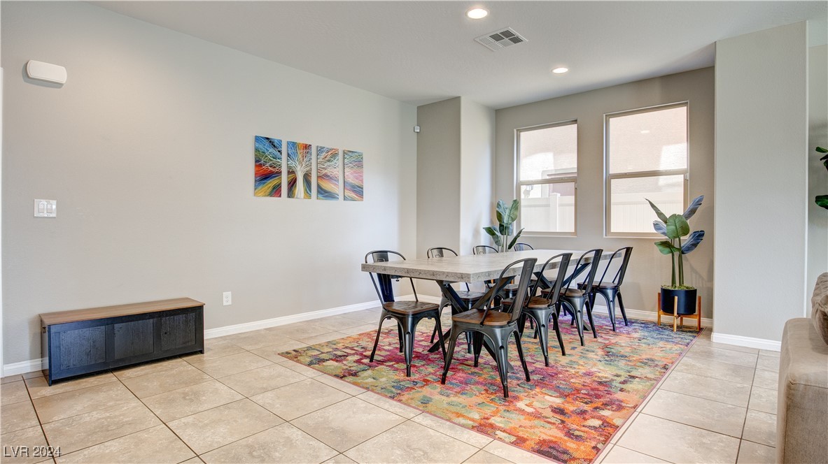 3905 Eagle Glacier Avenue