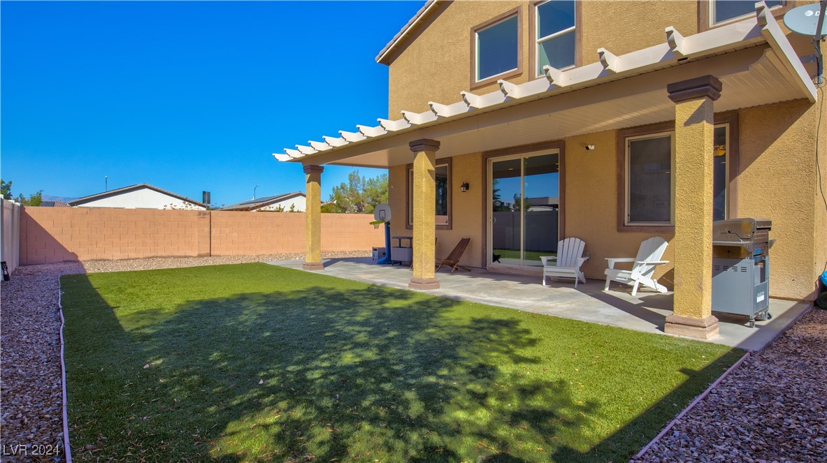 3905 Eagle Glacier Avenue