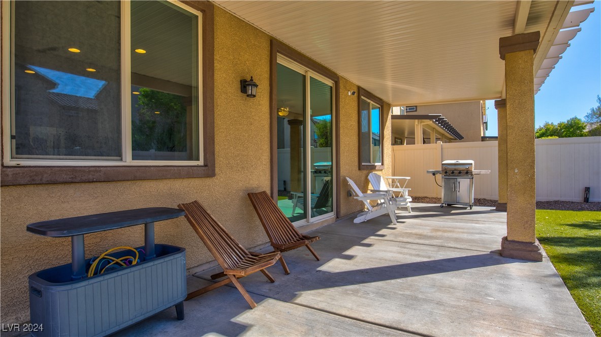 3905 Eagle Glacier Avenue