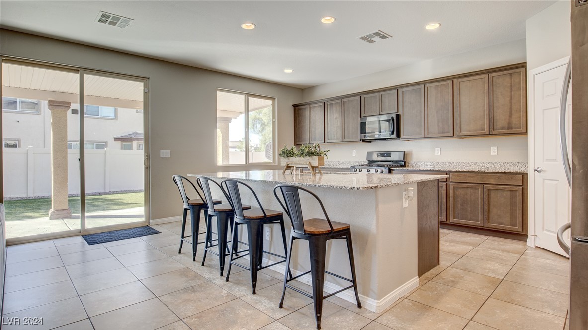 3905 Eagle Glacier Avenue