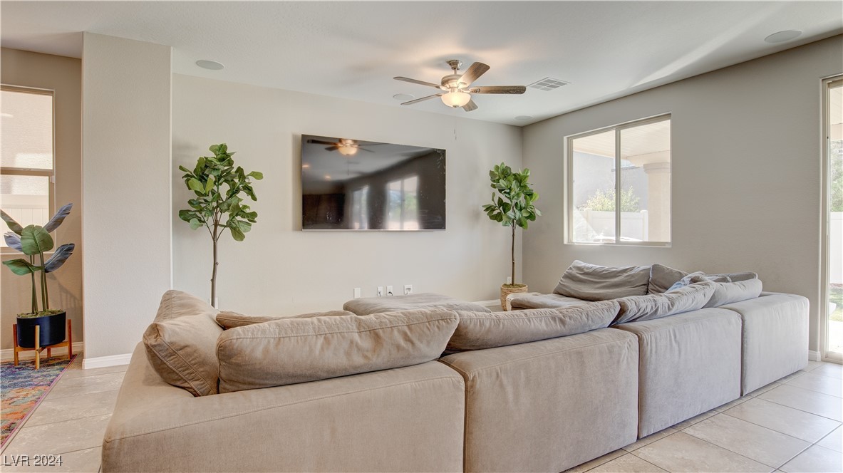 3905 Eagle Glacier Avenue