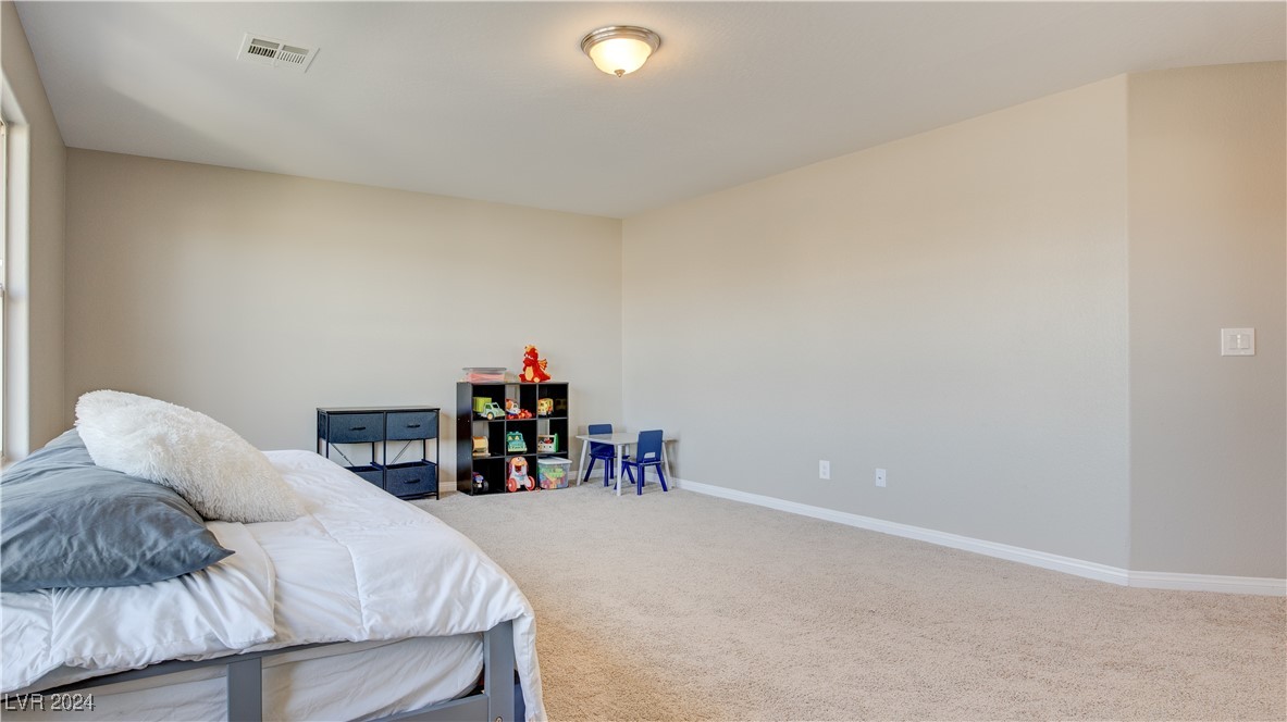 3905 Eagle Glacier Avenue