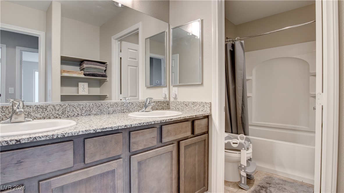 3905 Eagle Glacier Avenue