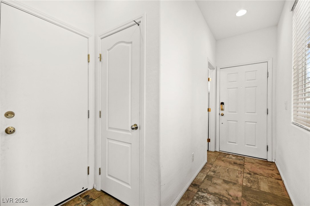 8044 Satin Carnation Lane