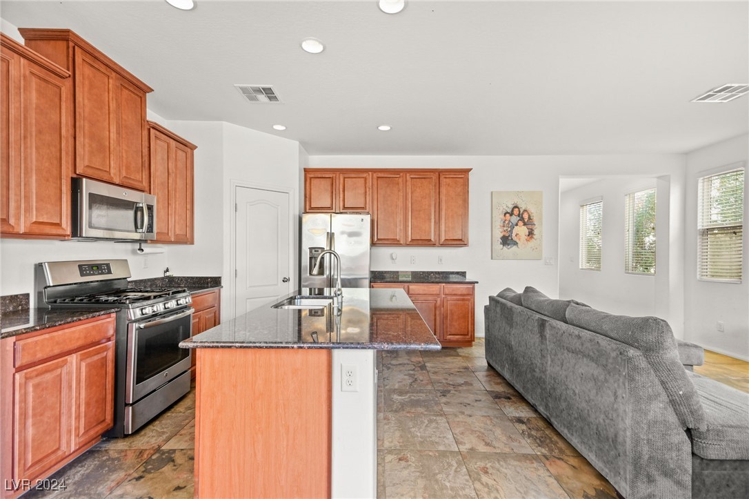 8044 Satin Carnation Lane