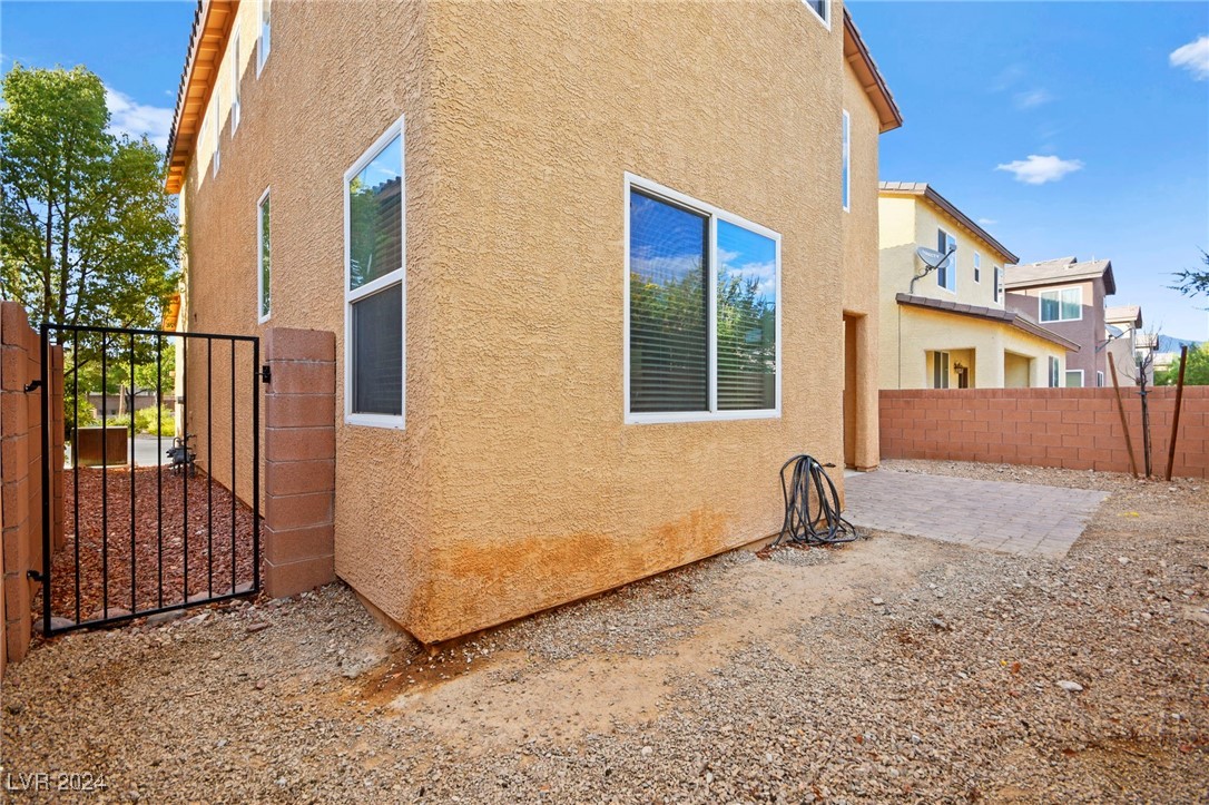 8044 Satin Carnation Lane