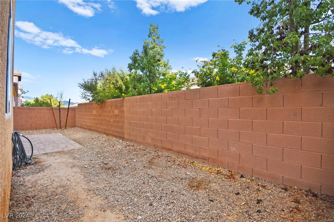 8044 Satin Carnation Lane