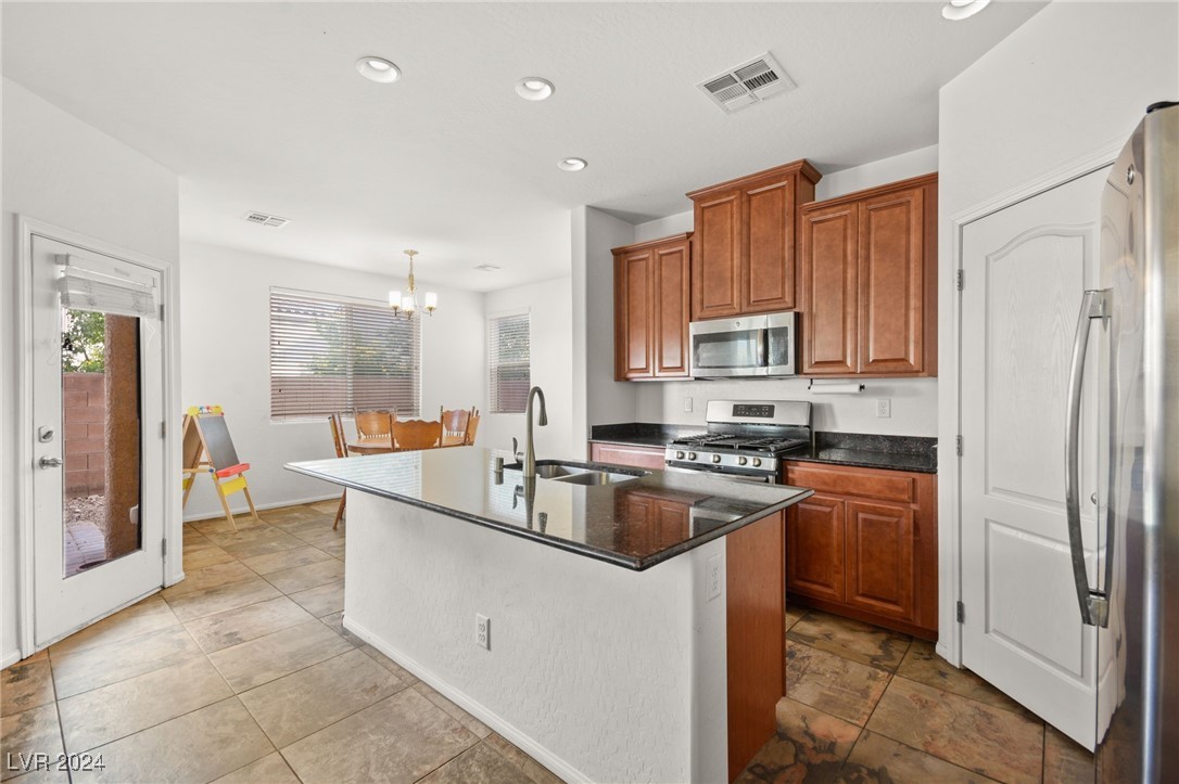 8044 Satin Carnation Lane
