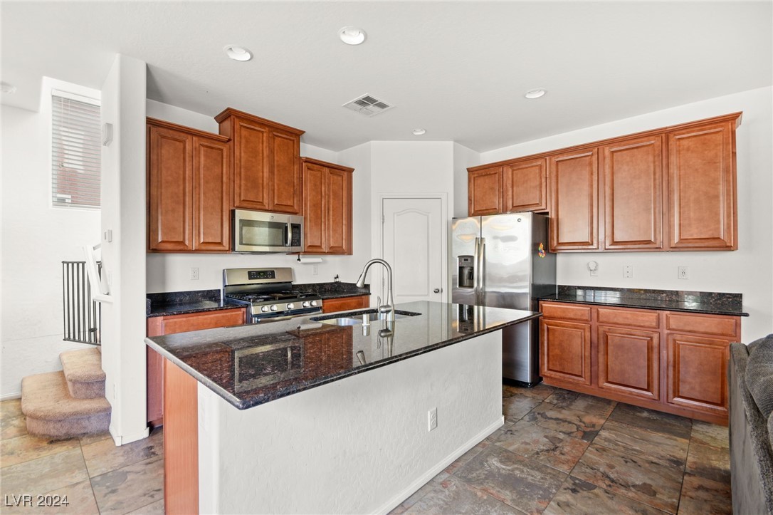 8044 Satin Carnation Lane