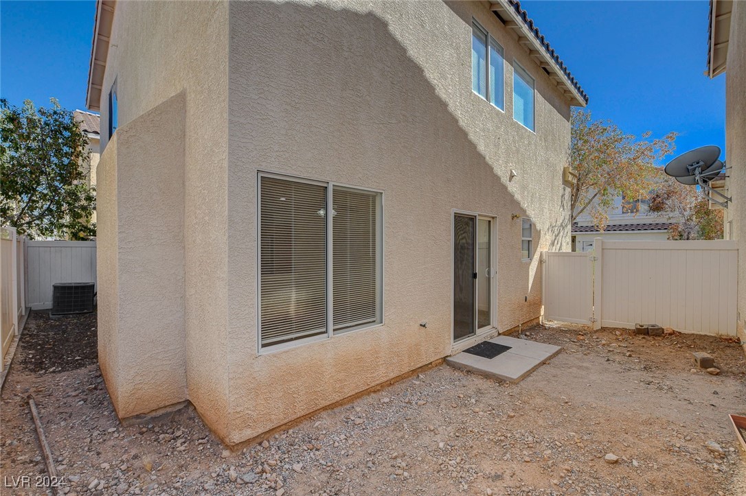 7318 Dicentra Road