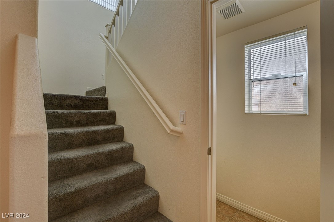 7318 Dicentra Road