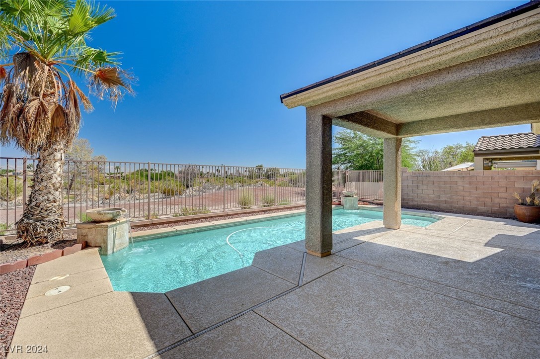 8148 Loma Del Ray Street