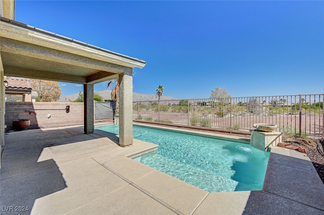 8148 Loma Del Ray Street