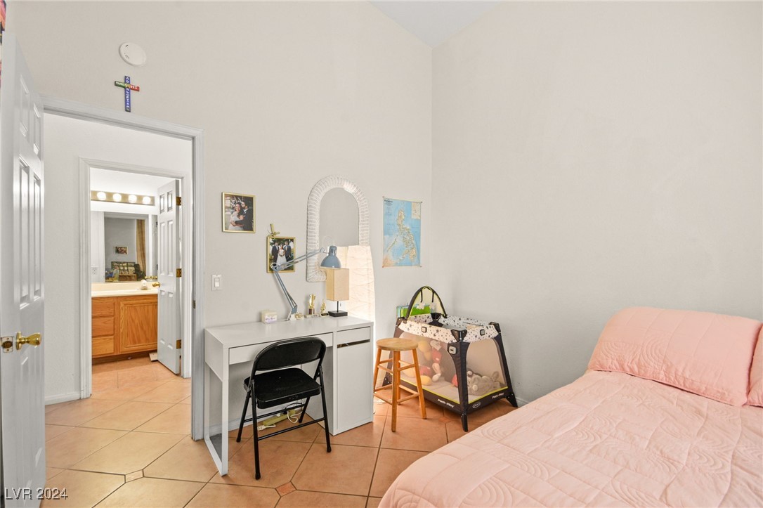 9625 Sterling Ridge Avenue