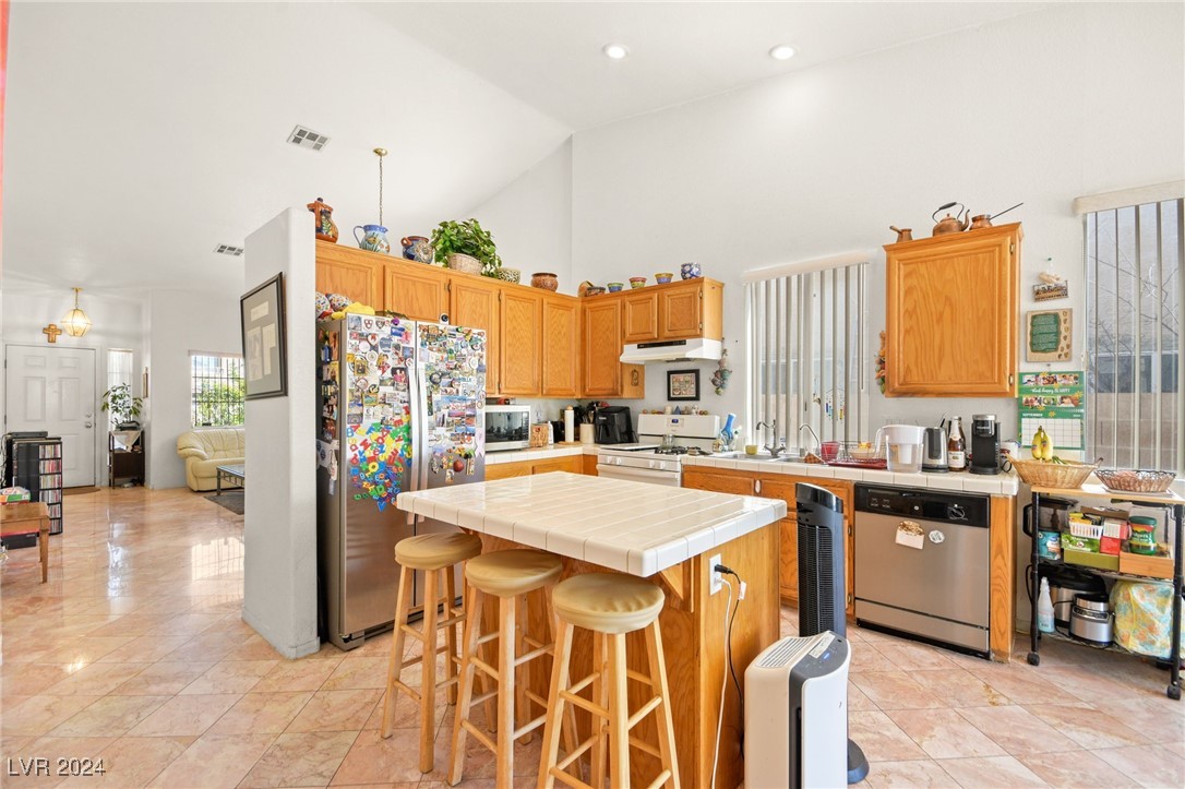 9625 Sterling Ridge Avenue