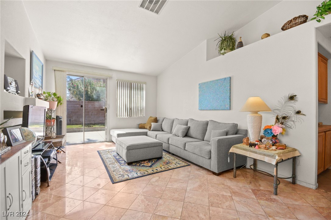 9625 Sterling Ridge Avenue