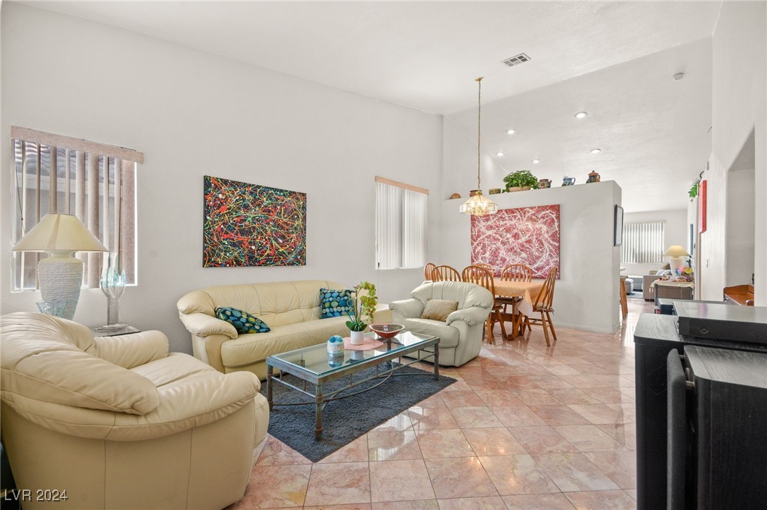 9625 Sterling Ridge Avenue