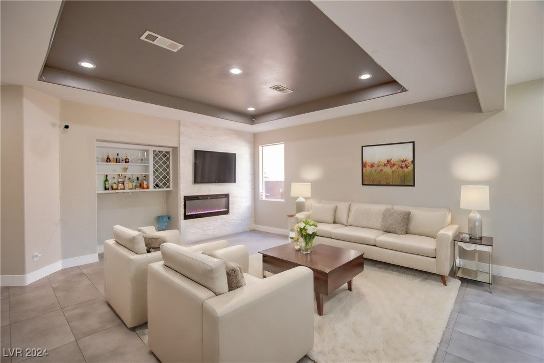 1704 Tesara Vista Place