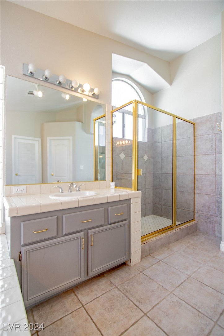 1704 Tesara Vista Place