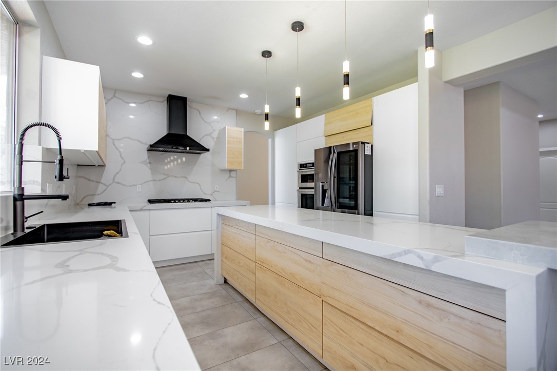 1704 Tesara Vista Place