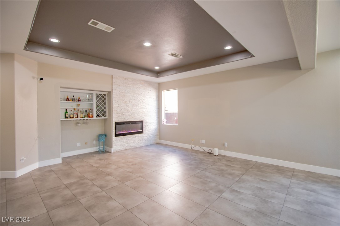 1704 Tesara Vista Place