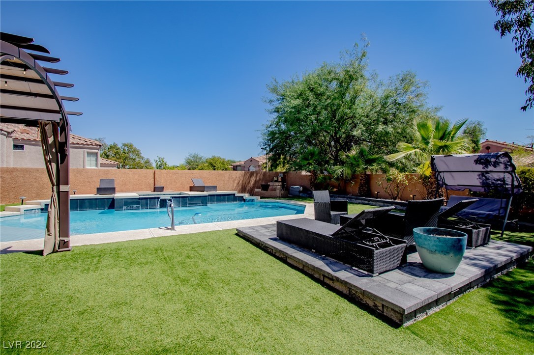 1704 Tesara Vista Place