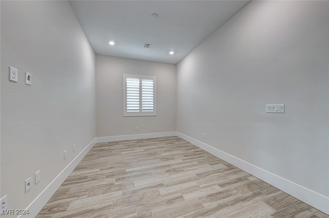 9656 Lapis Lane