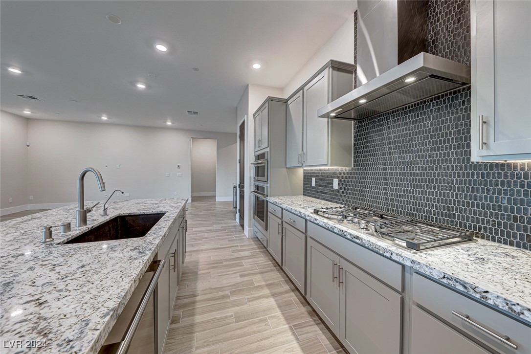9656 Lapis Lane