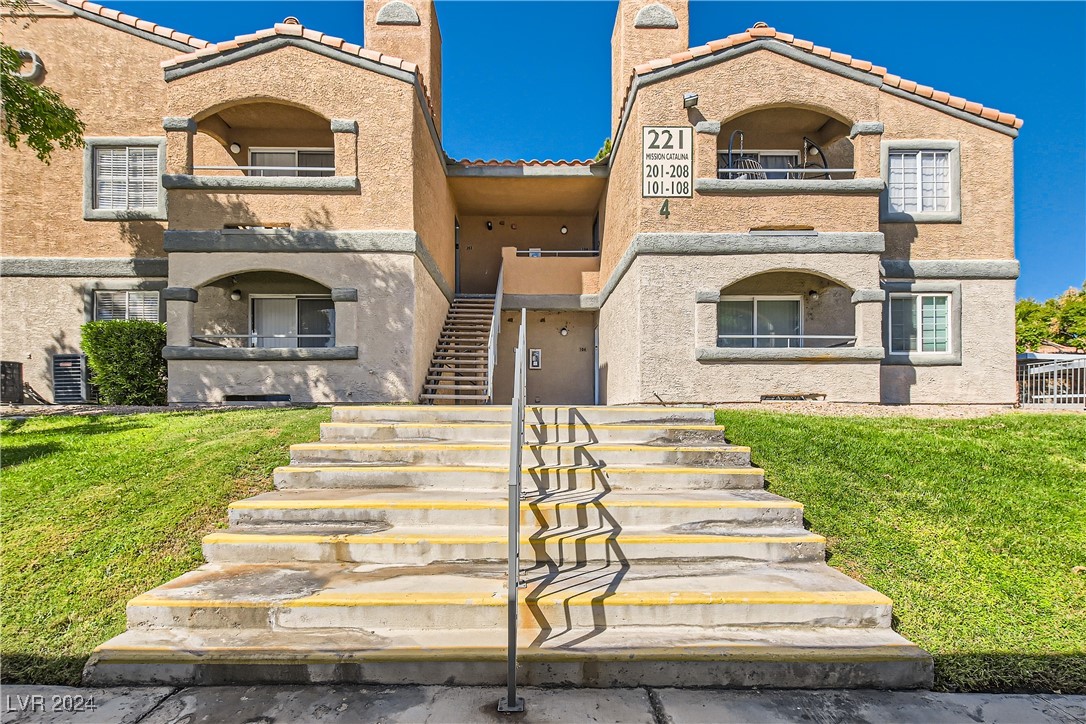 221 Mission Catalina Lane 103
