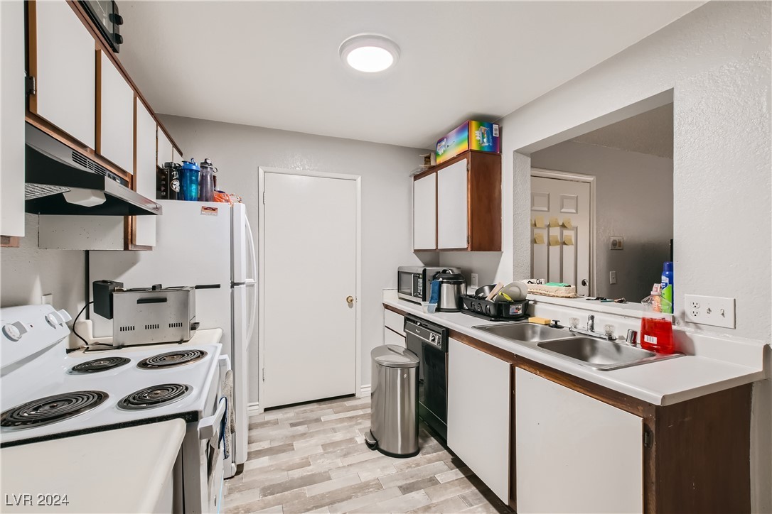 221 Mission Catalina Lane 103