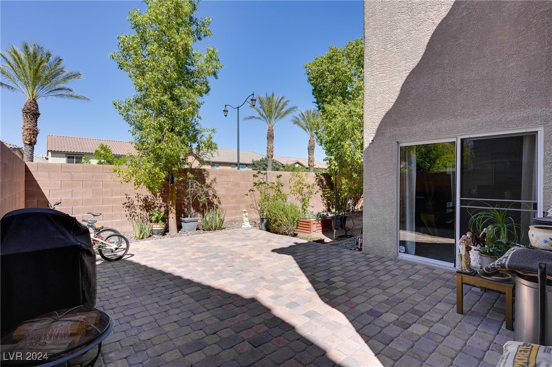 648 Haunts Walk Avenue