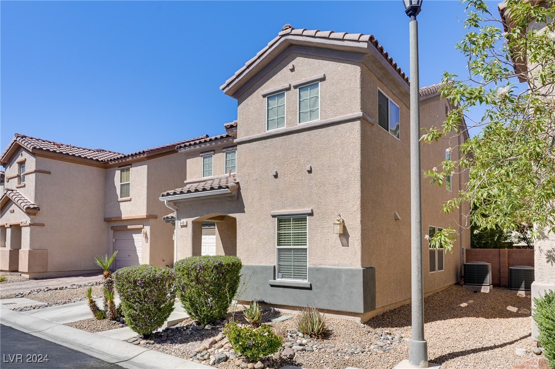 648 Haunts Walk Avenue