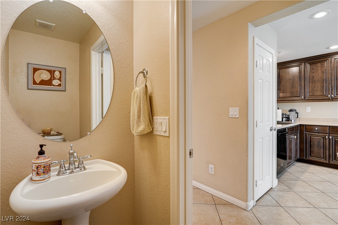 648 Haunts Walk Avenue