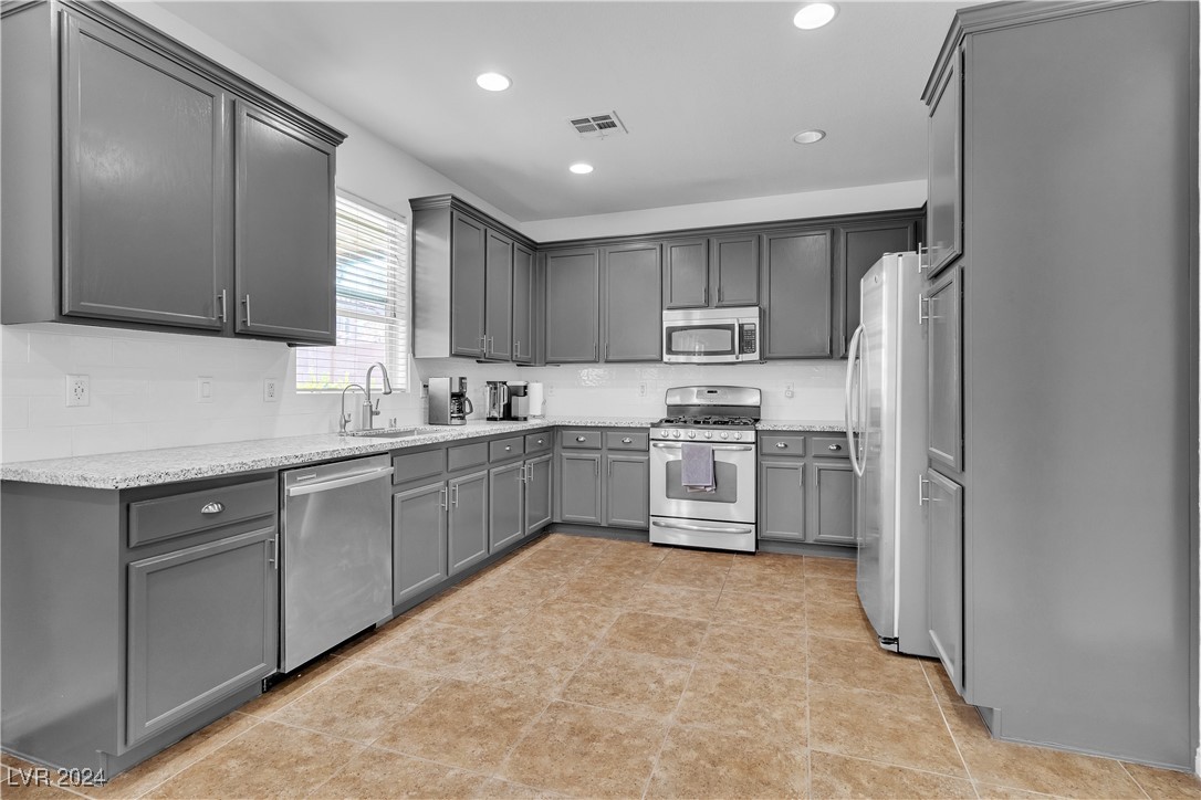 6338 Dollar Court