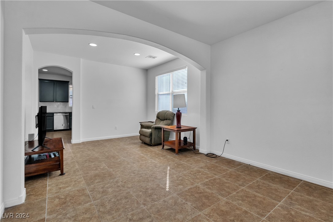 6338 Dollar Court