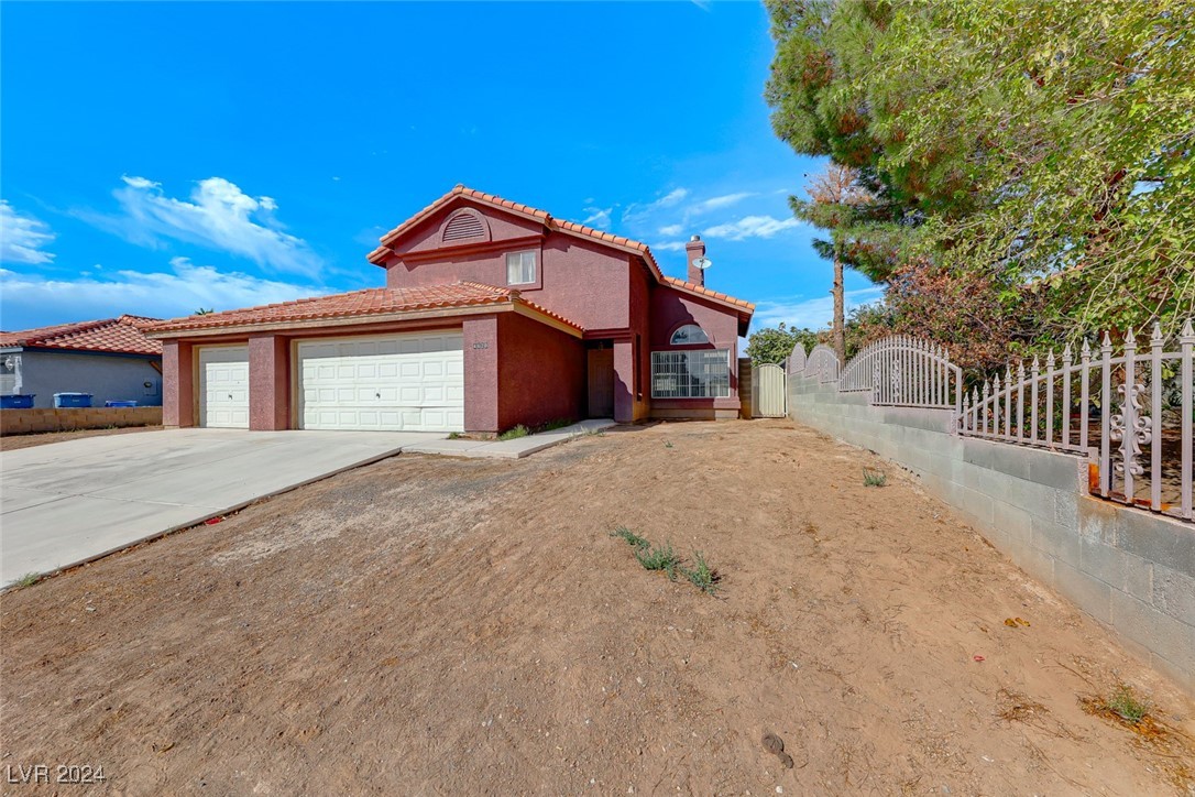 4620 Arrowroot Avenue