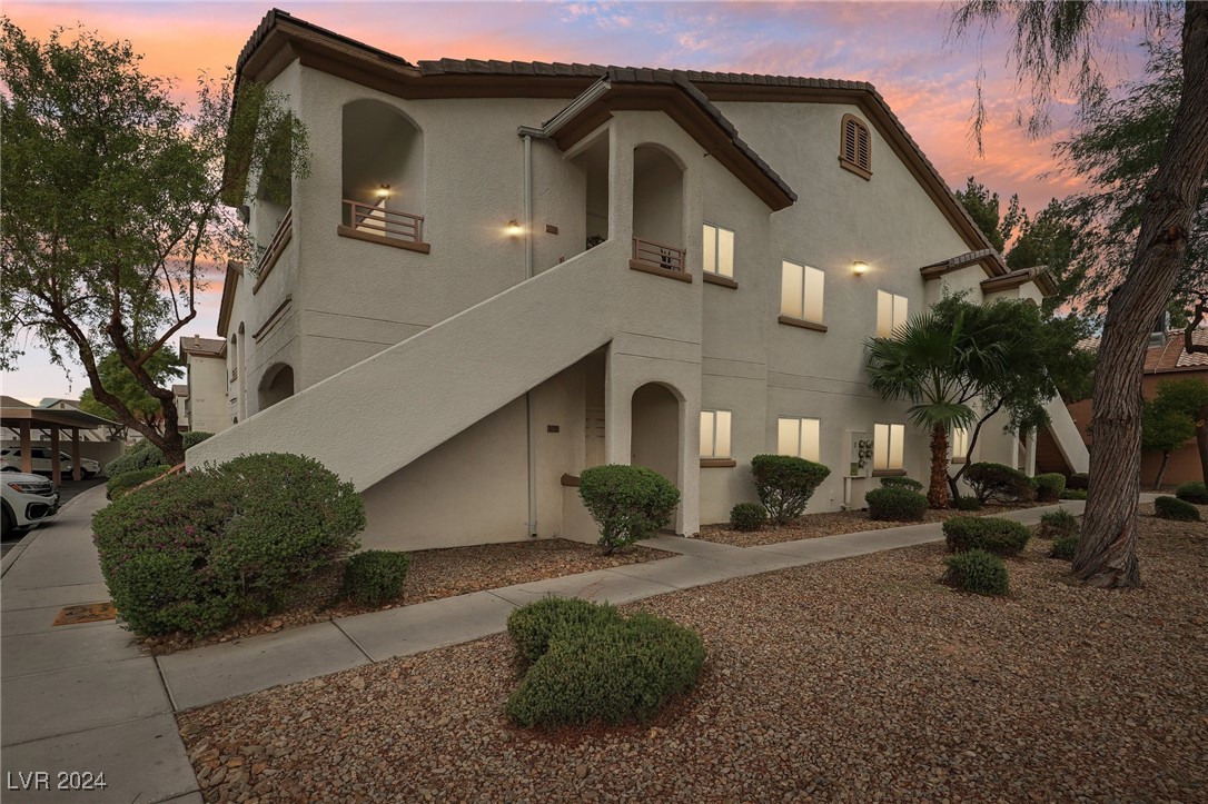 5650 East Sahara Avenue 2028