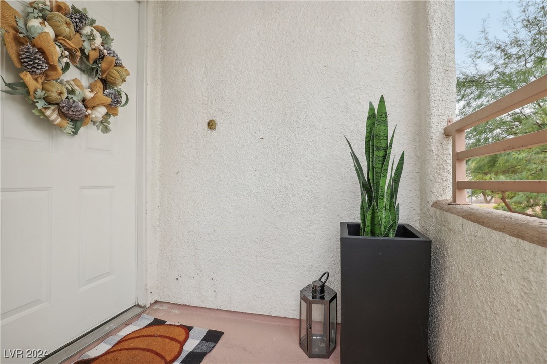 5650 East Sahara Avenue 2028