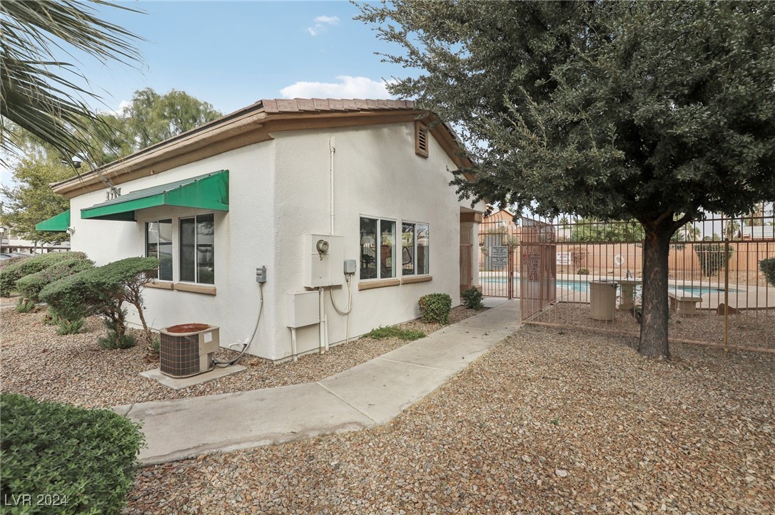 5650 East Sahara Avenue 2028