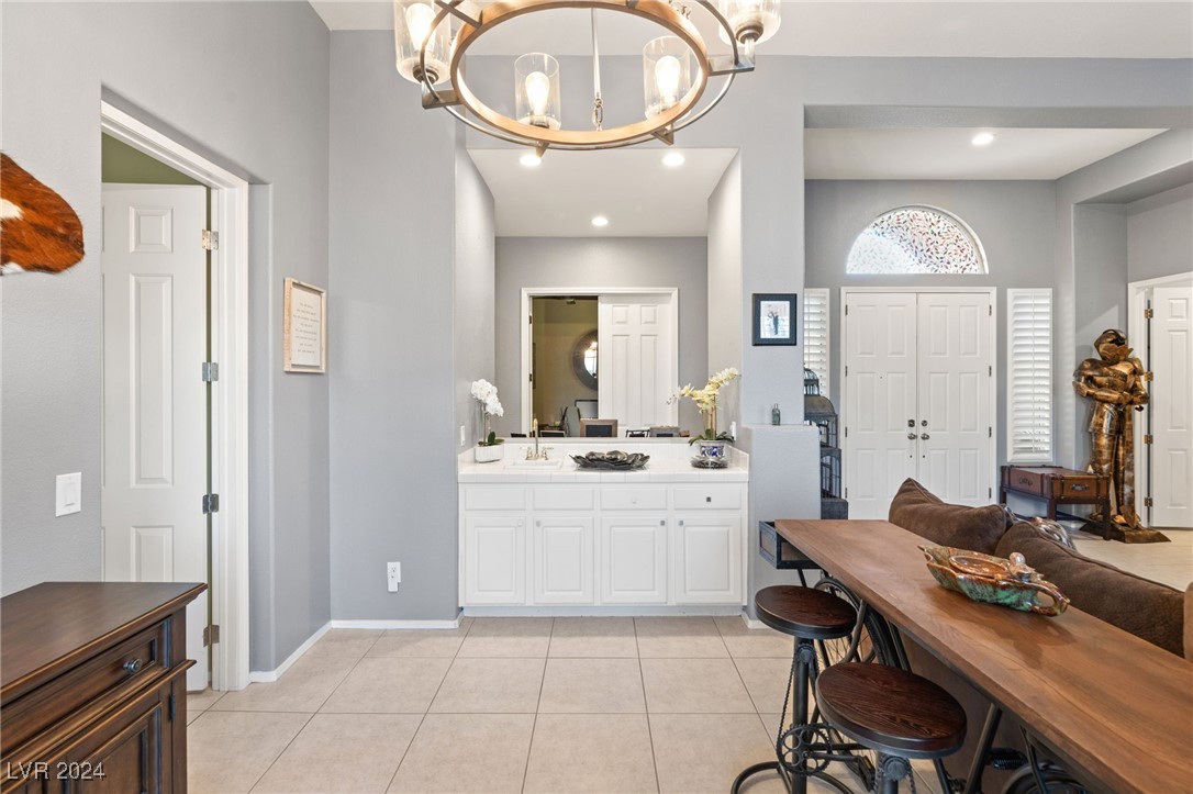 6208 Foxcroft Avenue